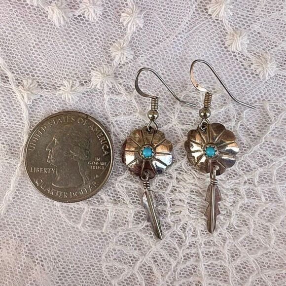 Vintage Sterling & Turquoise Flower Concho Feather Dangle Earrings - Picture 5 of 6